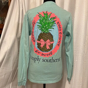 Simply Southern women’s size small long sleeve shirt